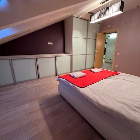 Apartment On Arkhipenka With Panorama View Lviv Exteriör bild