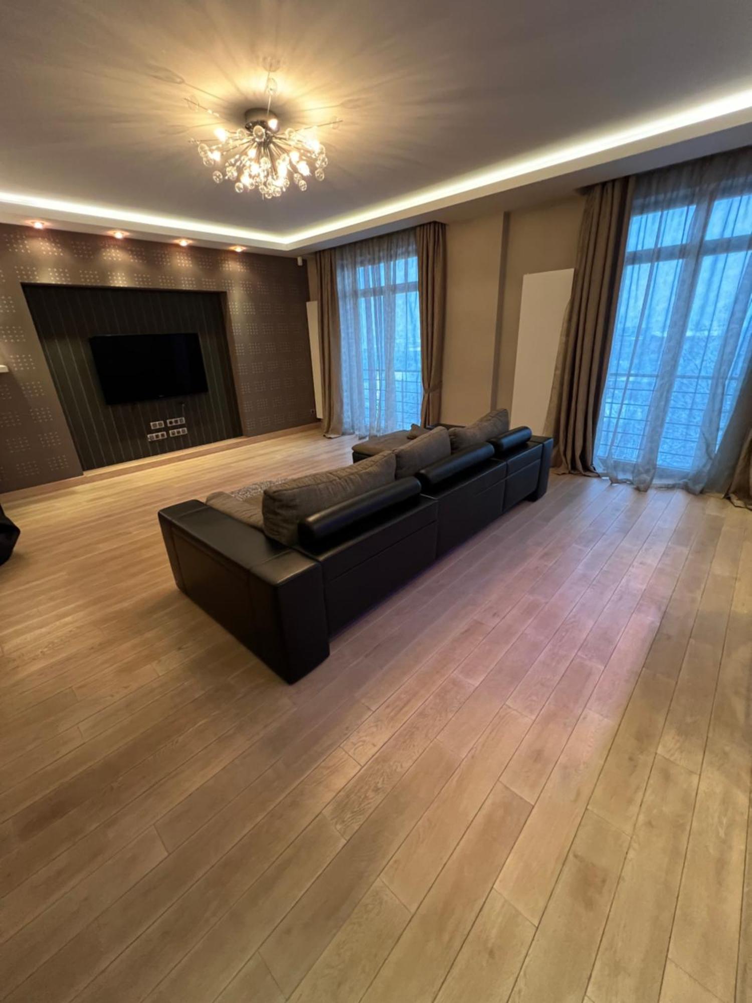 Apartment On Arkhipenka With Panorama View Lviv Exteriör bild