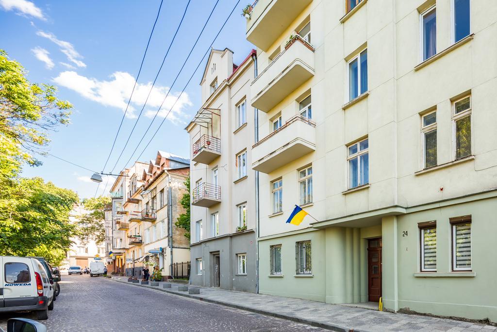 Apartment On Arkhipenka With Panorama View Lviv Exteriör bild